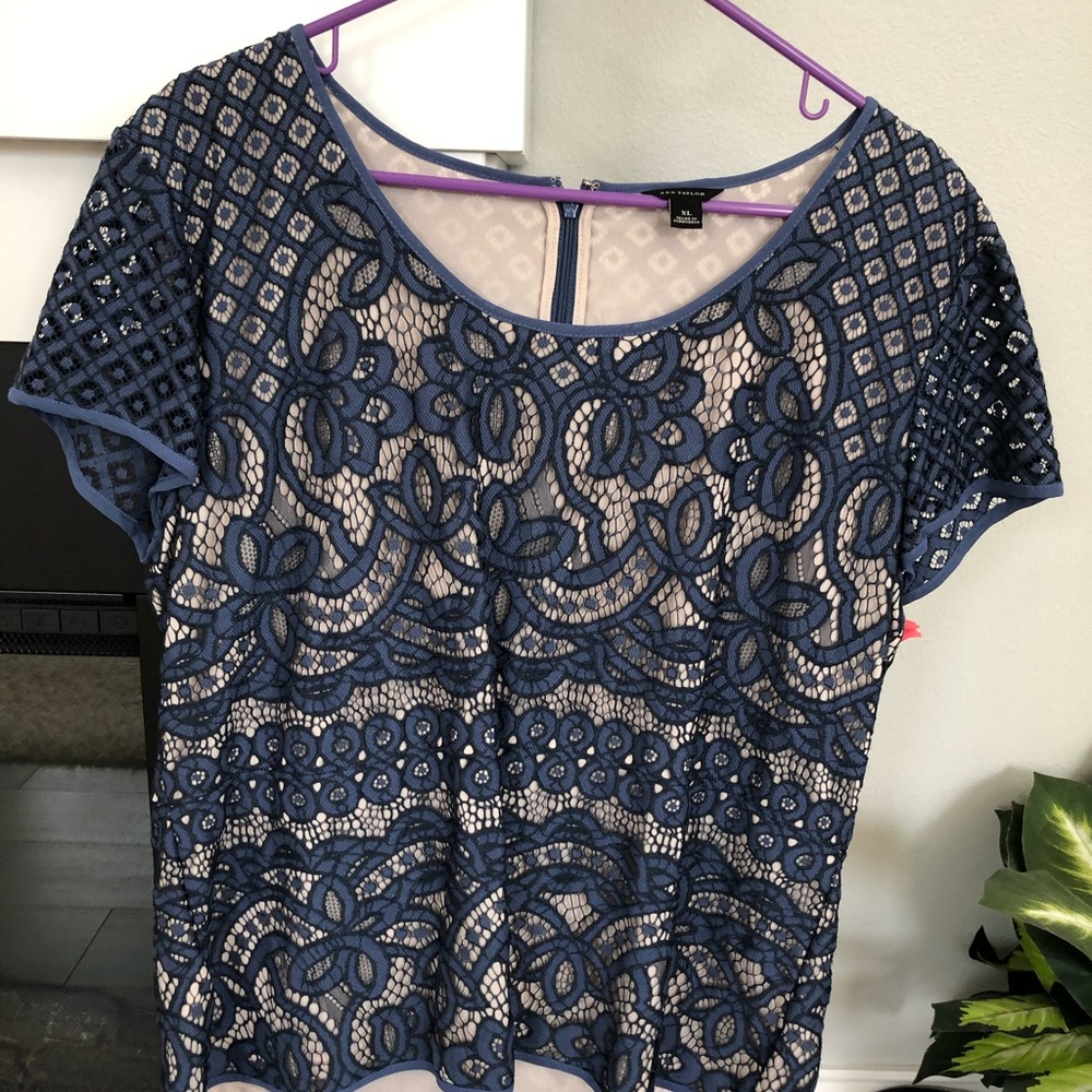 Lined lace blouse
